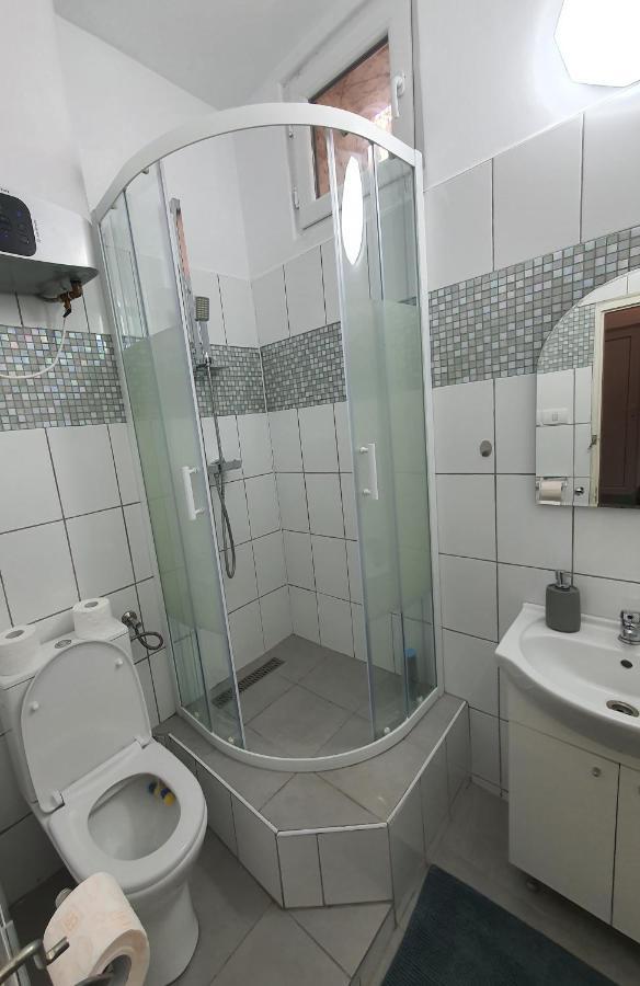 ☆ Bulevard Apartments ☆ Arad Kültér fotó