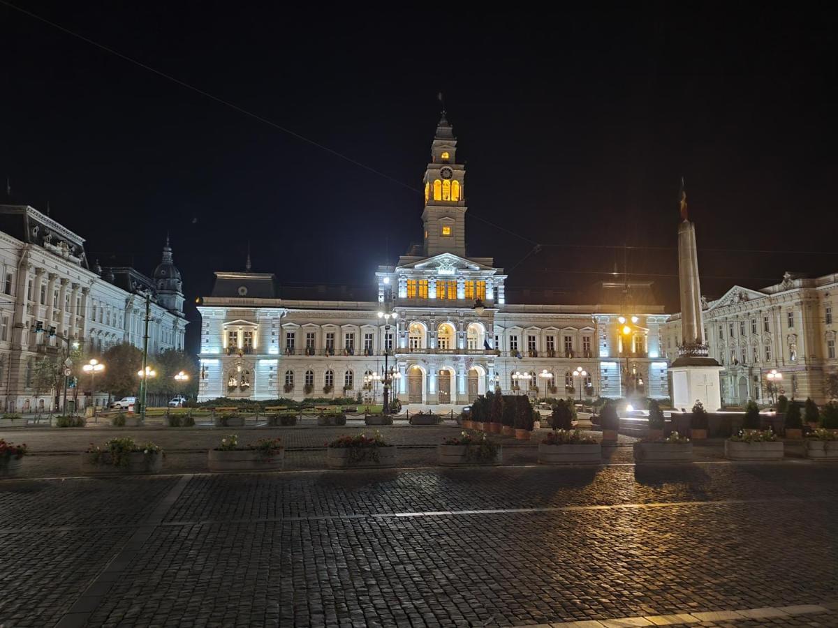 ☆ Bulevard Apartments ☆ Arad Kültér fotó